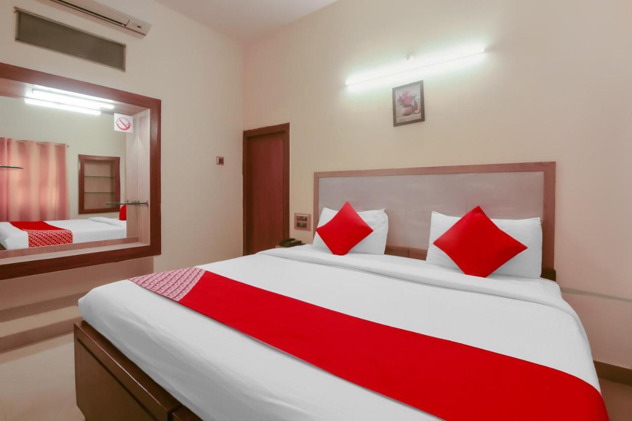 Kaveri Hotel Bed & Breakfast Mysore Exterior photo
